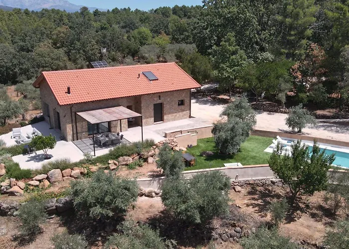 Familiar Con Piscina, En La Vera De Caceres Villa