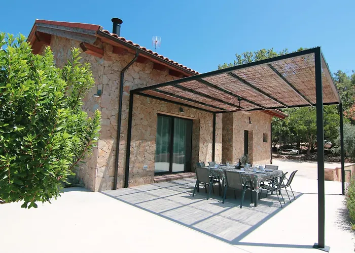 Familiar Con Piscina, En La Vera De Caceres *